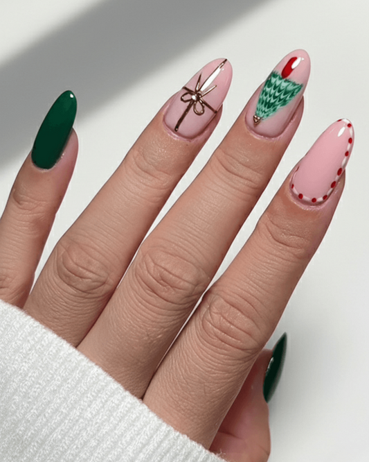 The Beautiful Combination of PinkLotta Nail Gel and Christmas